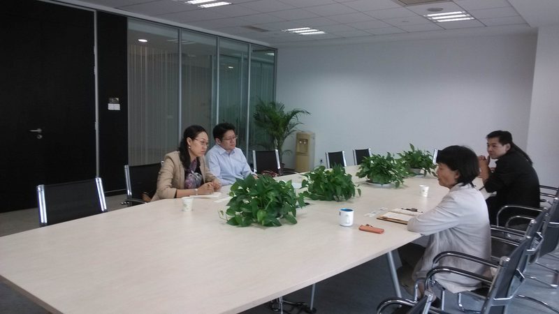 小标题：定制服务的重要性